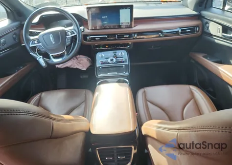 2022 Lincoln Nautilus Reserve z USA, uszkodzony, nr VIN 2LMPJ8K9XNBL11558